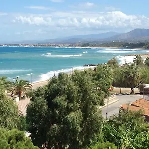 golfo-di-tindari-apartments.sicilyhotelsitaly.net/